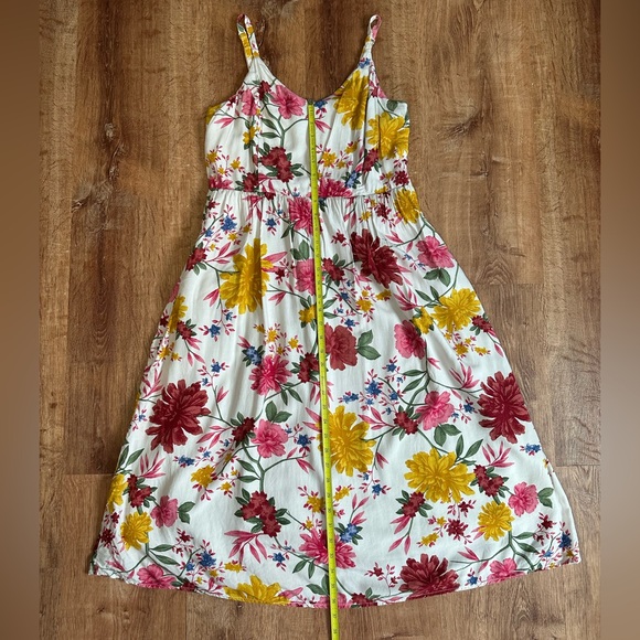 Old Navy Floral Cami Dress - Picture 8 of 9